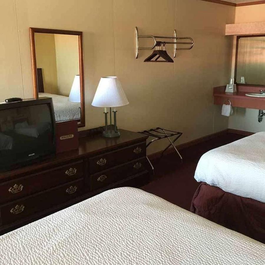 Astoria Hotel Danville West Buitenkant foto